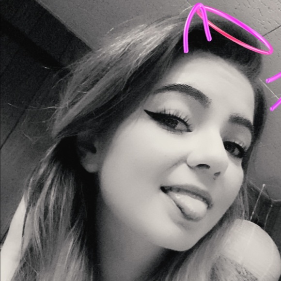 Meet your Posher, Miranda - Picture 1 of 1